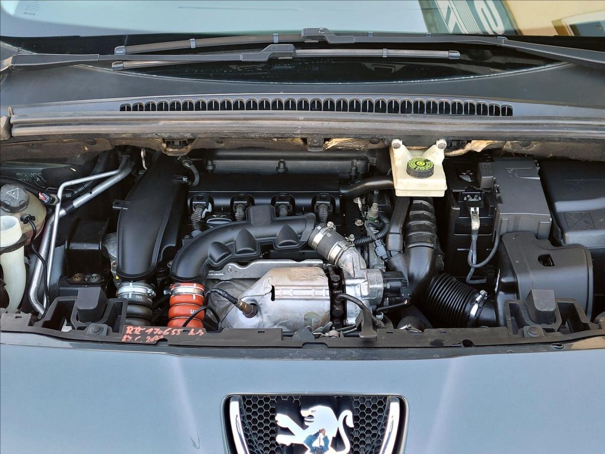 Peugeot 5008 MPV 1,6 l 115 kw