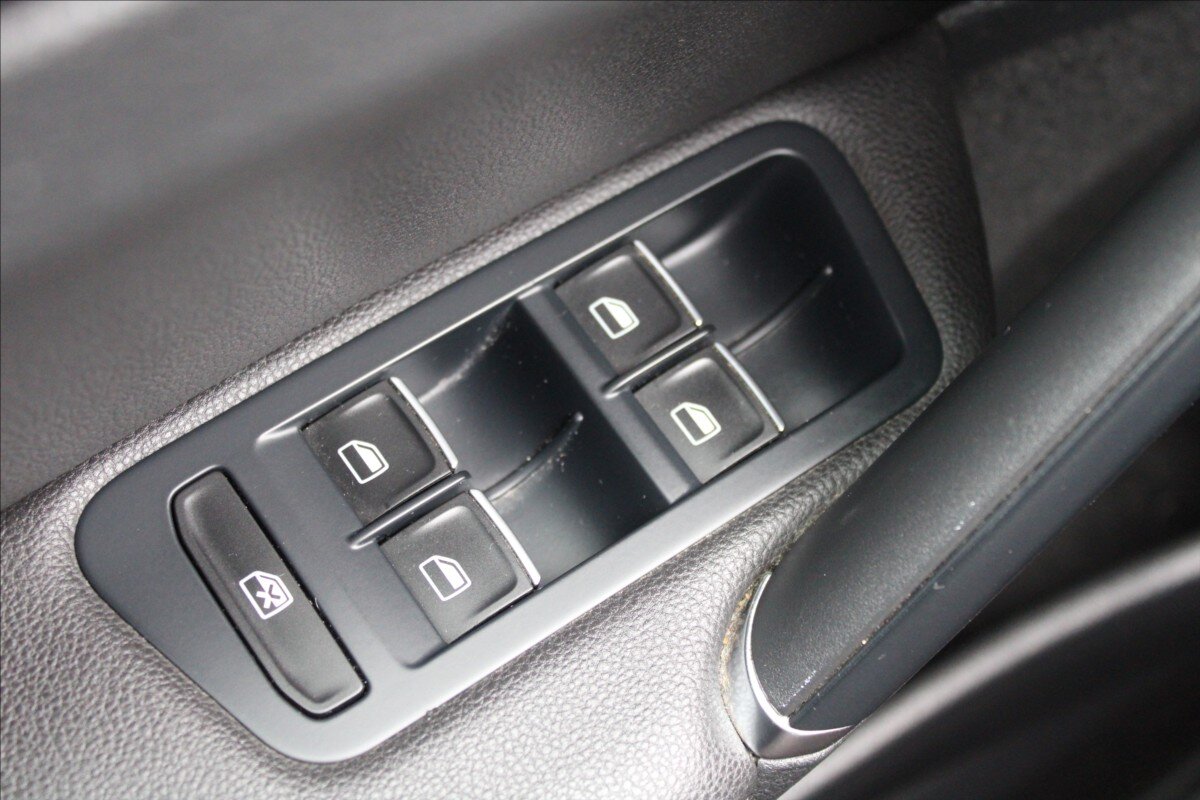 Volkswagen Golf Kombi 1,4 l 103 kw