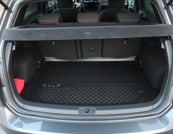 Volkswagen Golf Hatchback 2,0 l 180 kw