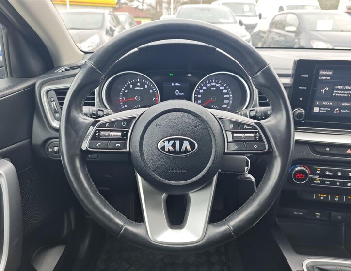 KIA XCeed SUV / Terénní 1,5 l 118 kw