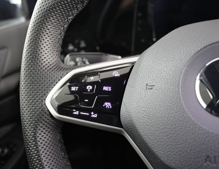 Volkswagen Golf Hatchback 1,5 l 96 kw