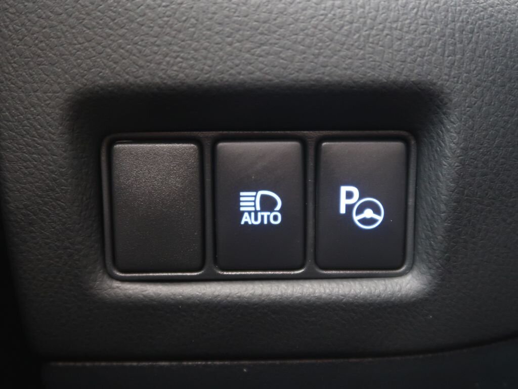 Toyota C-HR SUV 2,0 l 112 kw