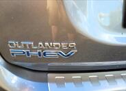 Mitsubishi Outlander 48