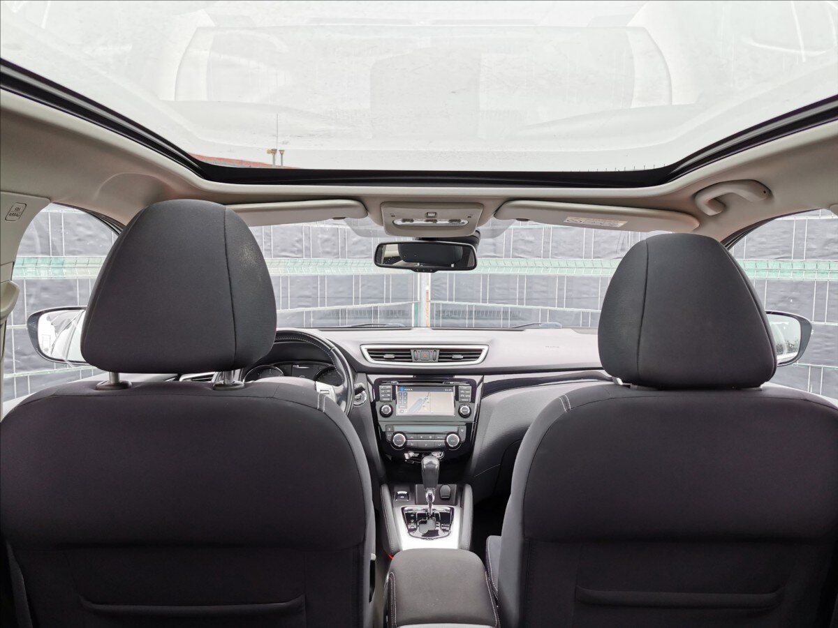 Nissan Qashqai SUV 1,6 l 96 kw