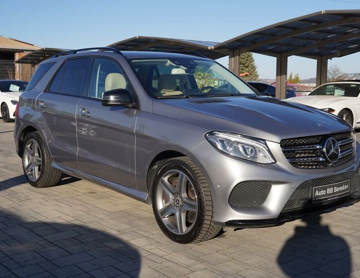 Mercedes-Benz GLE SUV / Terénní 3,0 l 190 kw