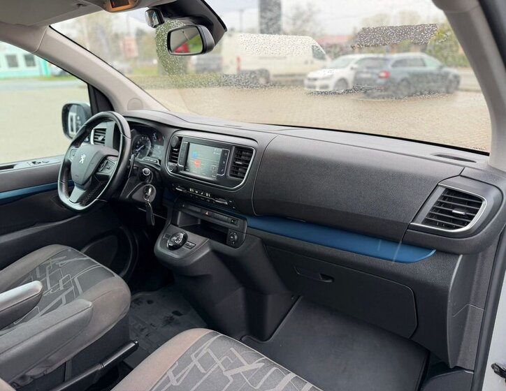 Peugeot Traveller VAN / Minibus 2,0 l 132 kw