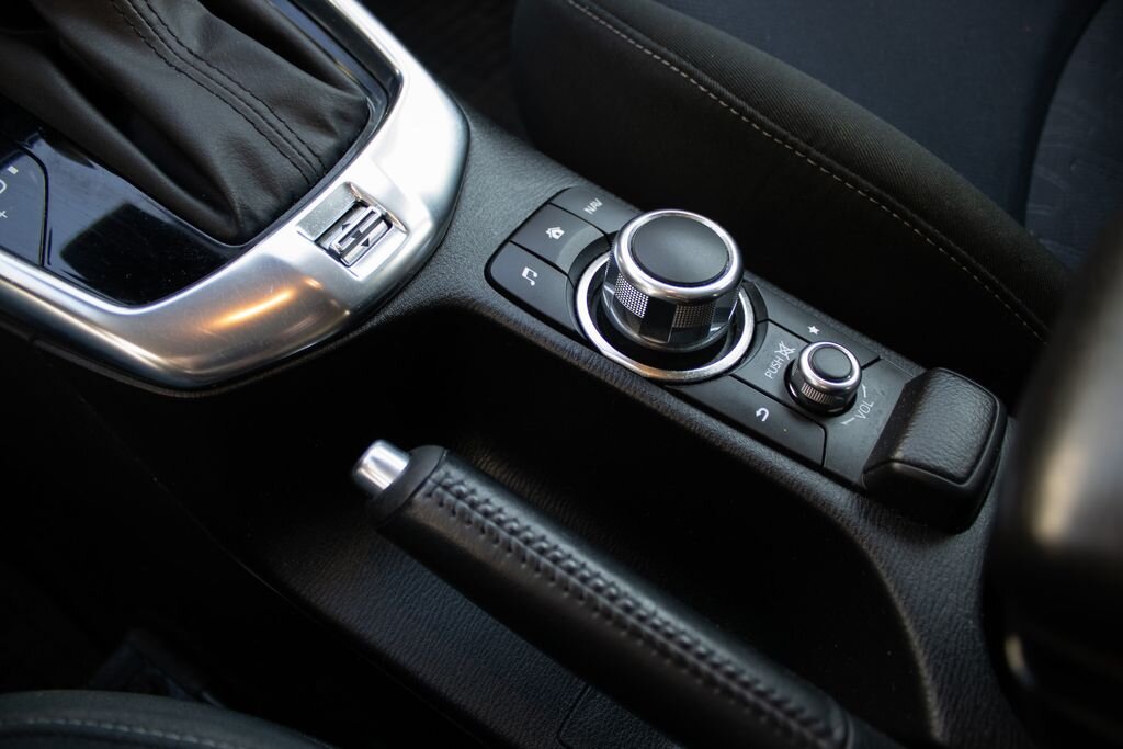 Mazda 2 Hatchback 1,5 l 66 kw