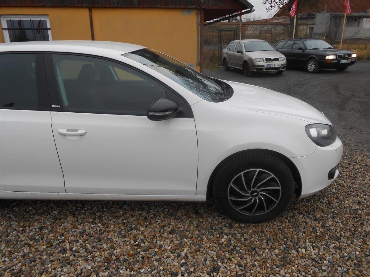 Volkswagen Golf Hatchback 1,2 l 63 kw