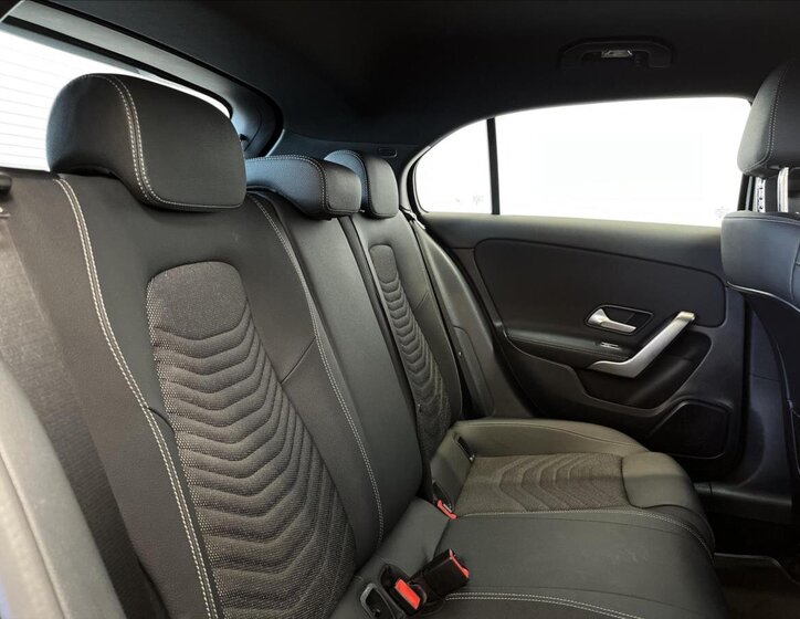 Mercedes-Benz Třídy A Hatchback 1,3 l 100 kw