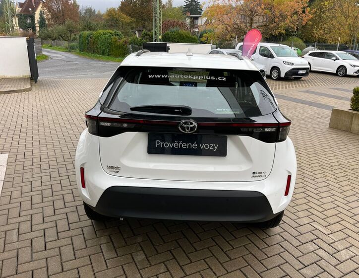 Toyota Yaris Cross 5