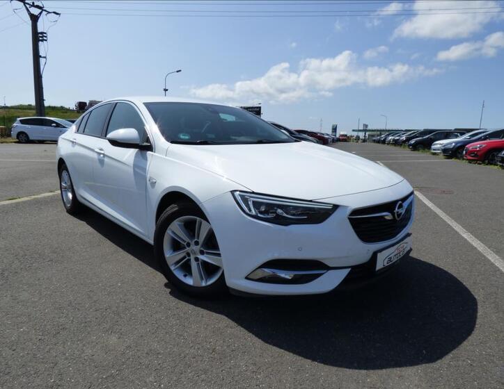 Opel Insignia Hatchback 2,0 l 125 kw