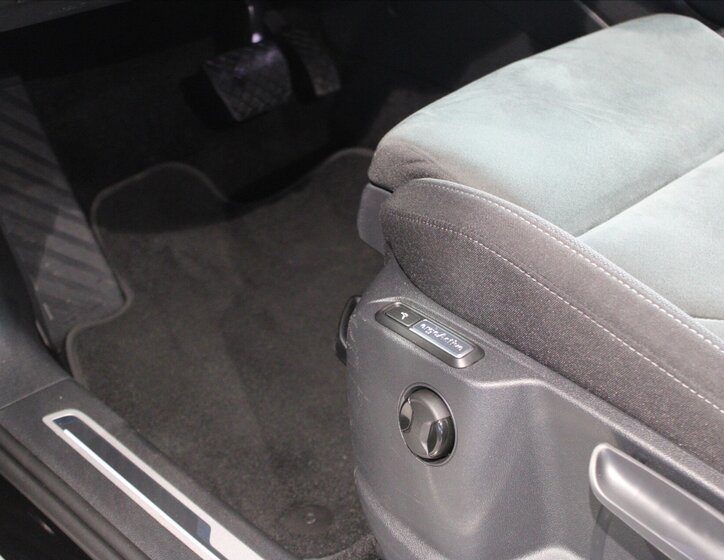 Volkswagen Tiguan SUV 2,0 l 180 kw