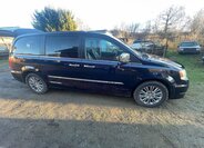 Chrysler Town & Country MPV 3,6 l 208 kw