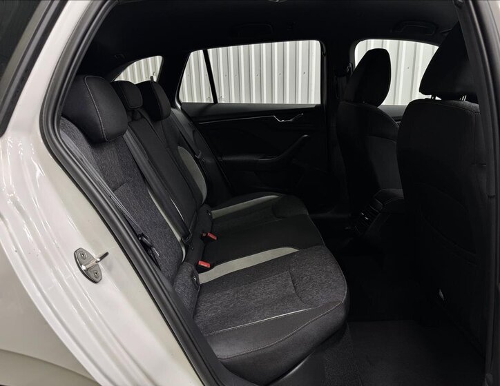 Škoda Scala Hatchback 999,0 66 kw