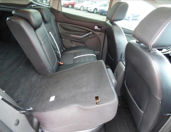 Ford Kuga Kombi 2,0 l 120 kw