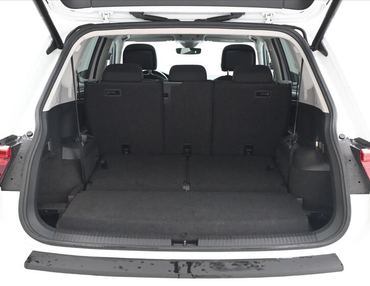 Volkswagen Tiguan Allspace 11