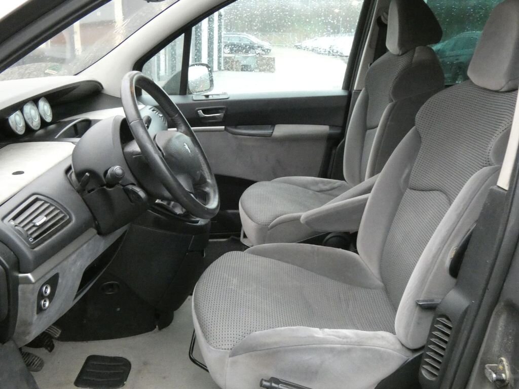 Peugeot 807