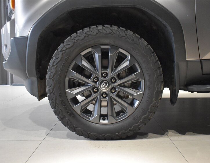 Toyota Land Cruiser SUV / Terénní 2,8 l 151 kw