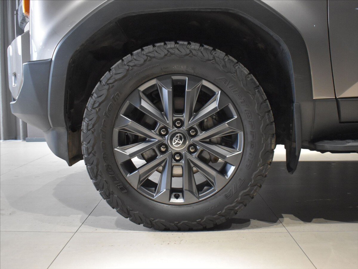 Toyota Land Cruiser SUV / Terénní 2,8 l 151 kw
