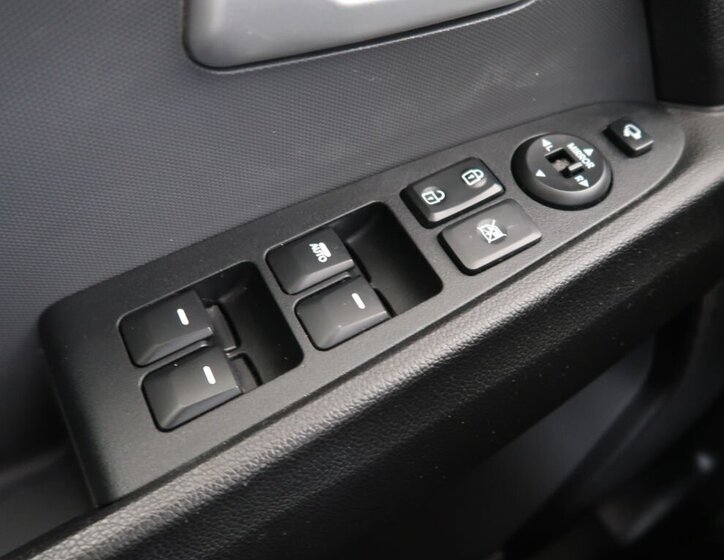 KIA Sportage SUV / Terénní 2,0 l 135 kw