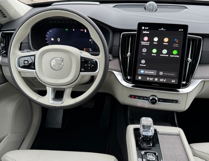 Volvo XC90 SUV / Terénní 2,0 l 184 kw