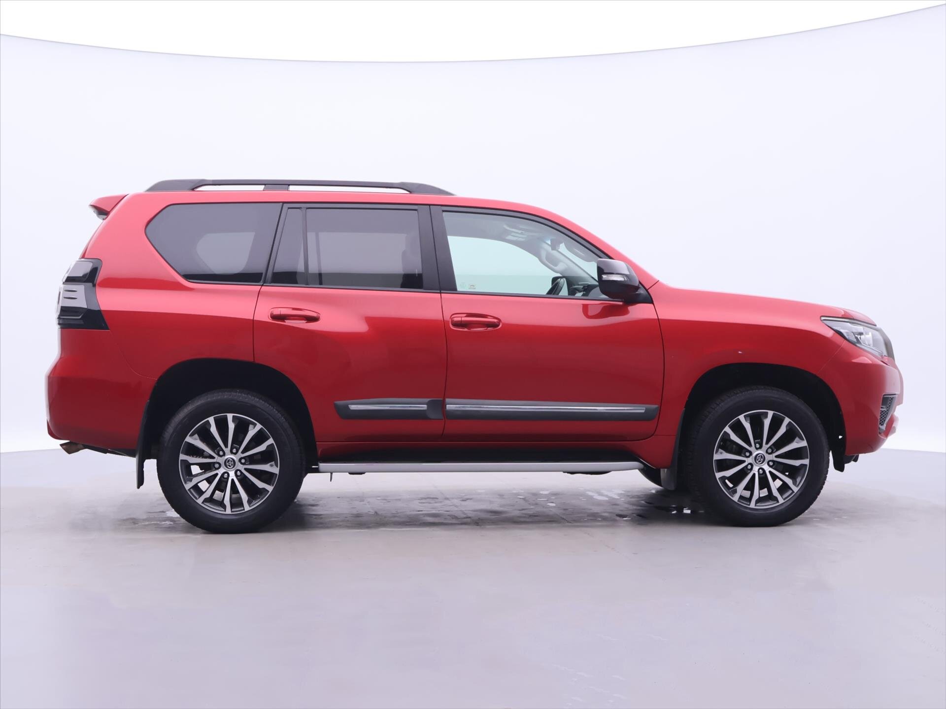 Toyota Land Cruiser SUV / Terénní 2,8 l 150 kw