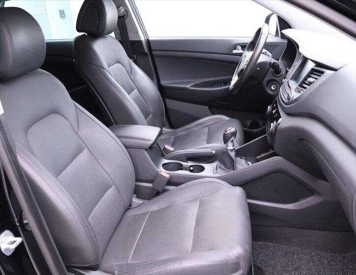 Hyundai Tucson SUV 1,7 l 85 kw