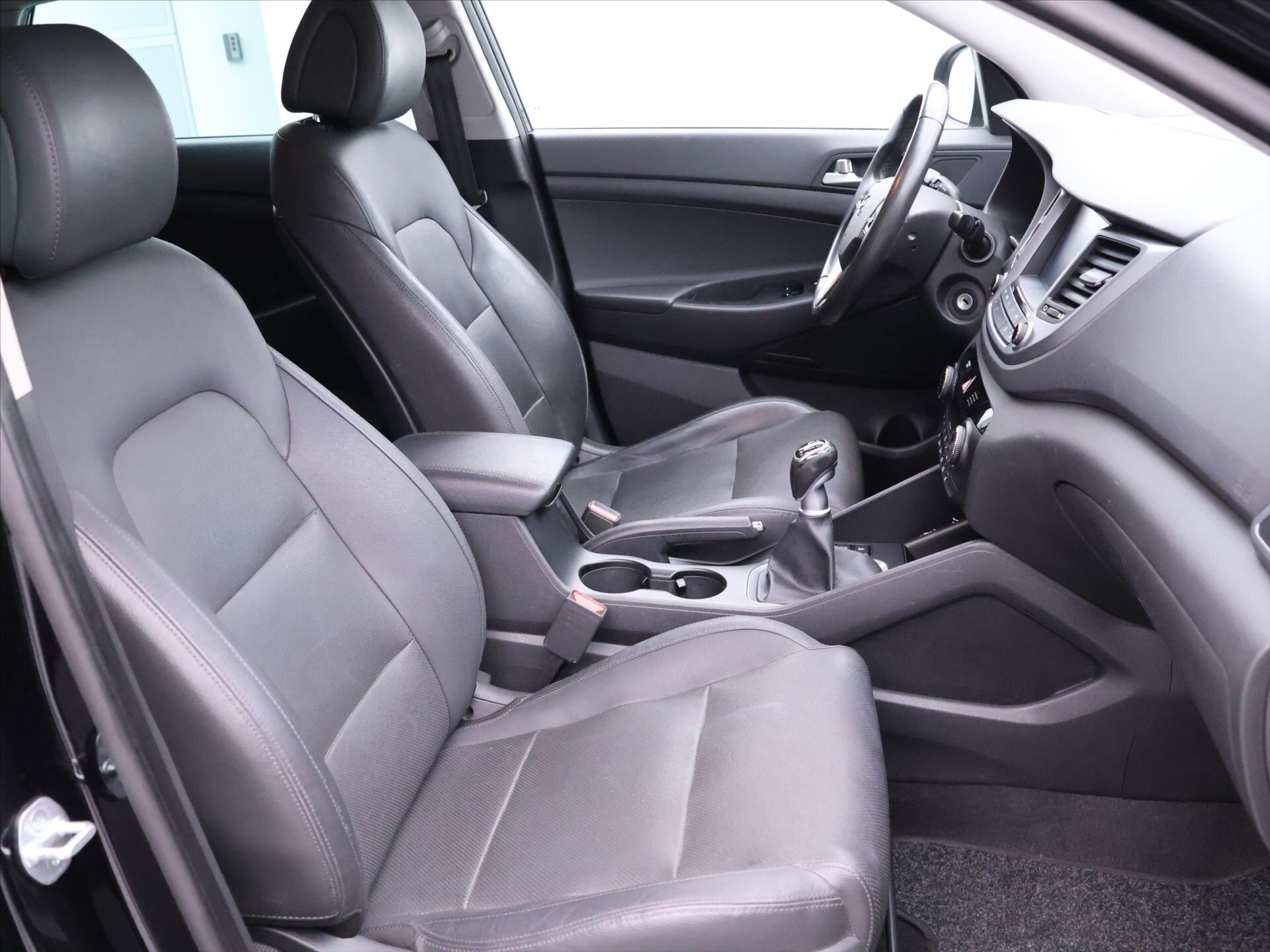 Hyundai Tucson SUV 1,7 l 85 kw