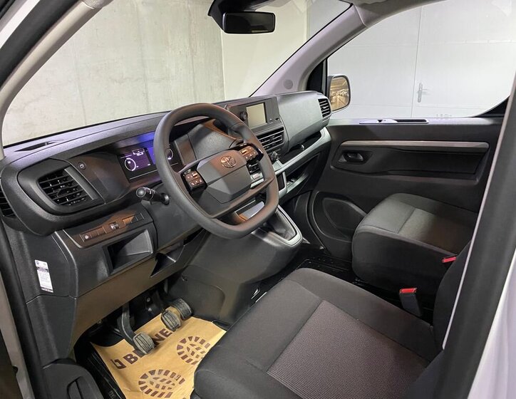 Toyota ProAce Skříň 2,0 l 106 kw