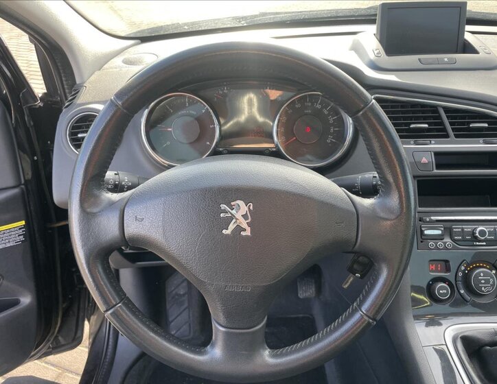 Peugeot 5008 MPV 2,0 l 110 kw