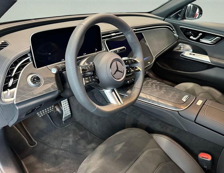 Mercedes-Benz Třídy E Sedan 2,0 l 145 kw