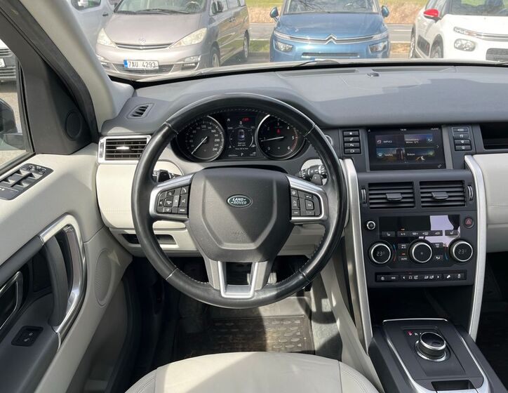 Land Rover Discovery Sport 8