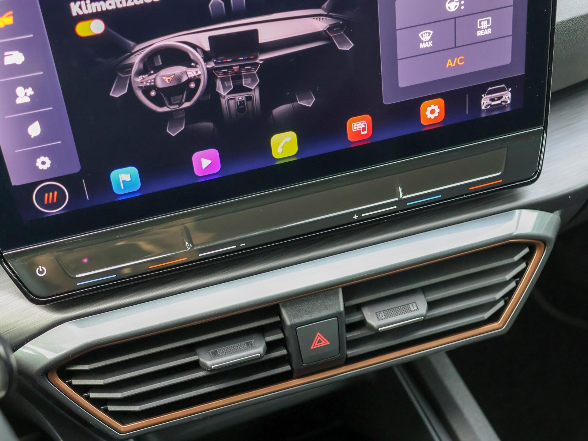 Cupra Formentor SUV / Terénní 2,0 l 228 kw