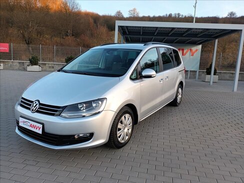 Volkswagen Sharan MPV 2,0 l 103 kw