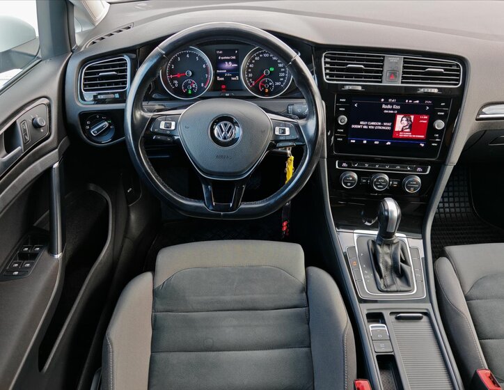 Volkswagen Golf Kombi 1,5 l 96 kw