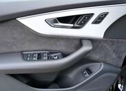 Audi Q7 18