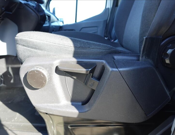 Ford Transit Valník 2,0 l 77 kw