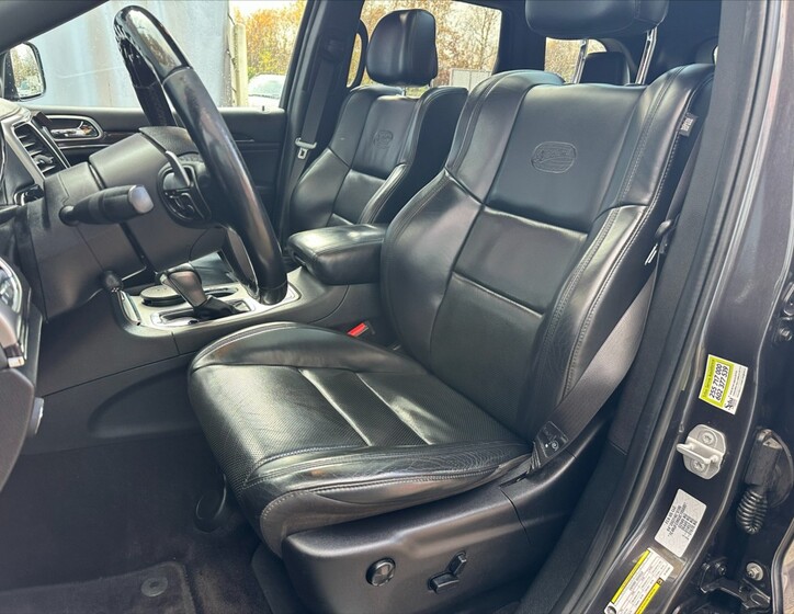 Jeep Grand Cherokee 10