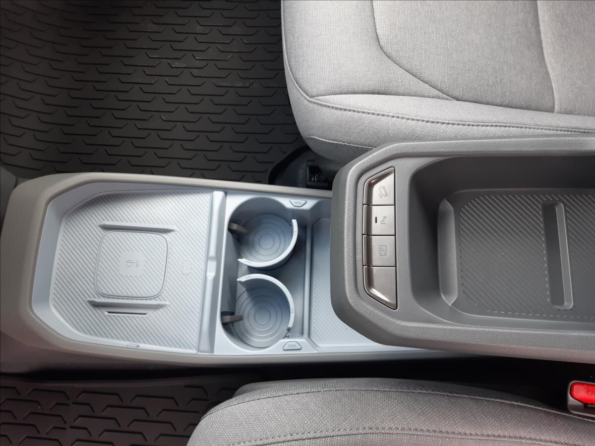 KIA EV3 SUV / Terénní 0,0 150 kw