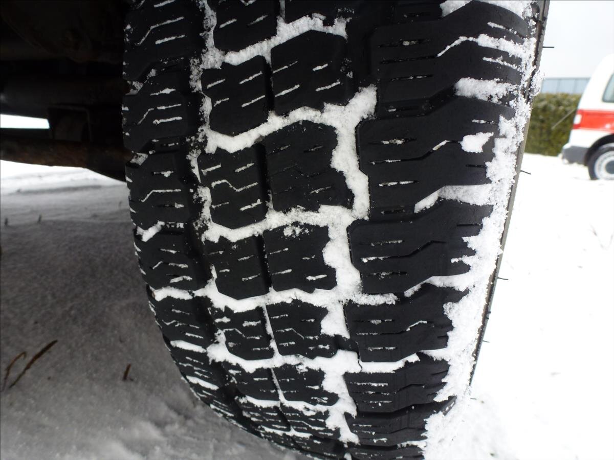 Suzuki Jimny Kombi 1,3 l 59 kw