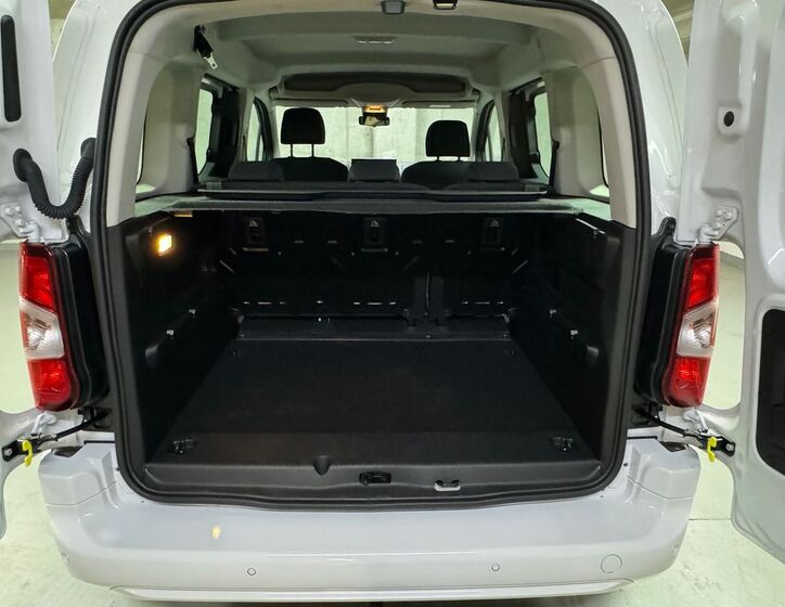 Toyota ProAce City Verso 11