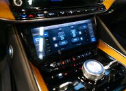 Jeep Grand Wagoneer SUV 6,4 l 351 kw