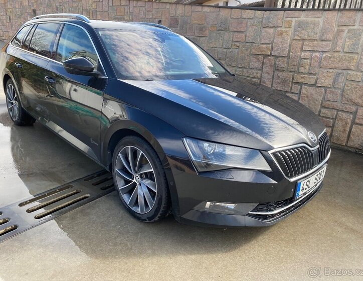 Škoda Superb Kombi 0,0 0