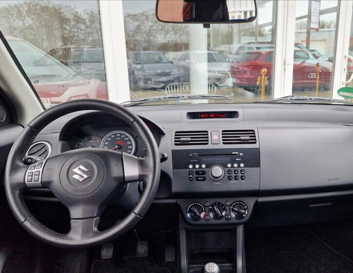 Suzuki Swift Hatchback 1,2 l 55 kw