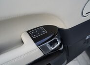 Land Rover Range Rover SUV / Terénní 4,4 l 250 kw