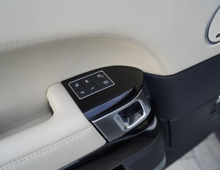 Land Rover Range Rover SUV / Terénní 4,4 l 250 kw