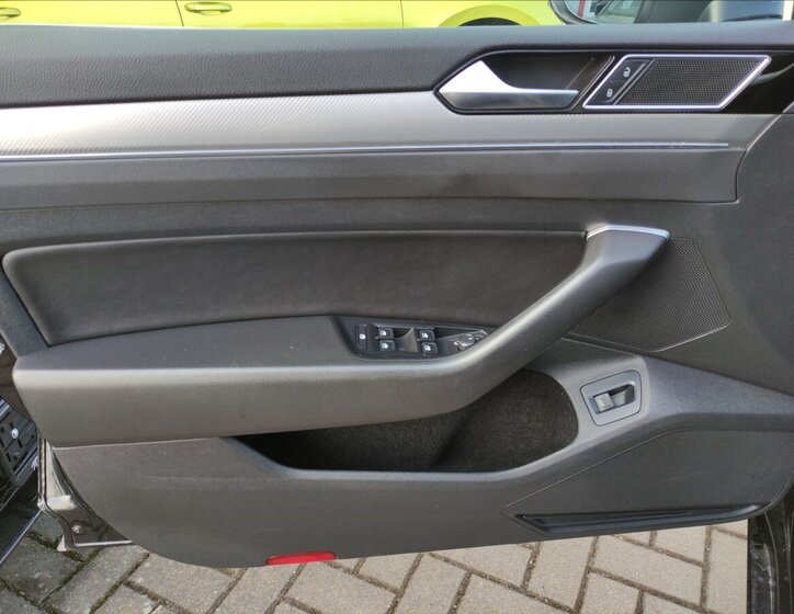 Volkswagen Arteon Liftback 2,0 l 140 kw