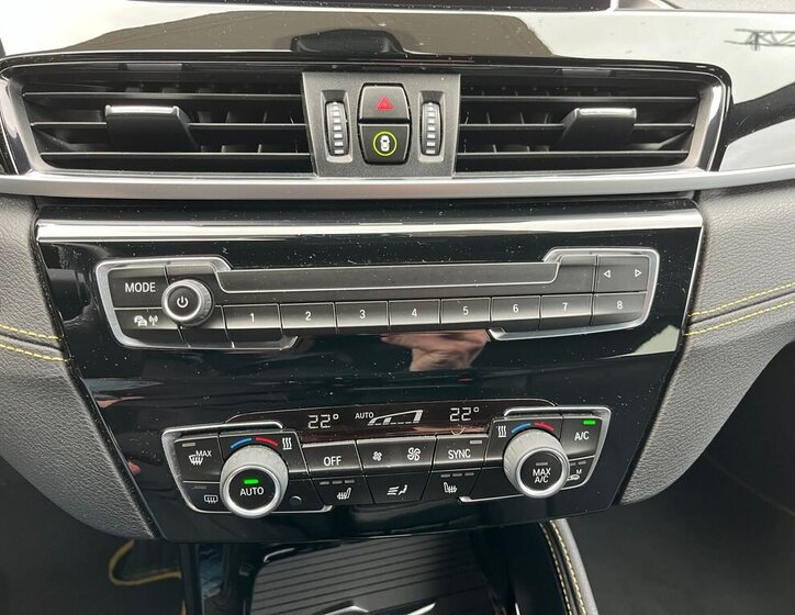 BMW X2 SUV 2,0 l 140 kw