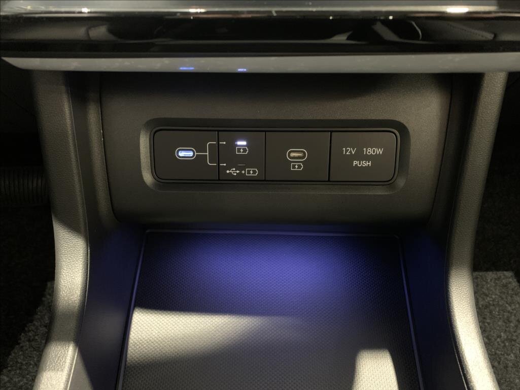 Hyundai Tucson SUV / Terénní 1,6 l 158 kw