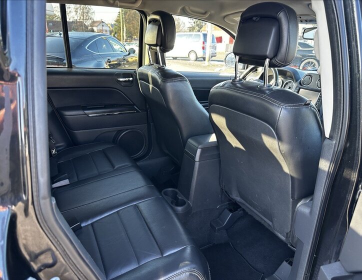 Jeep Compass SUV 2,1 l 120 kw